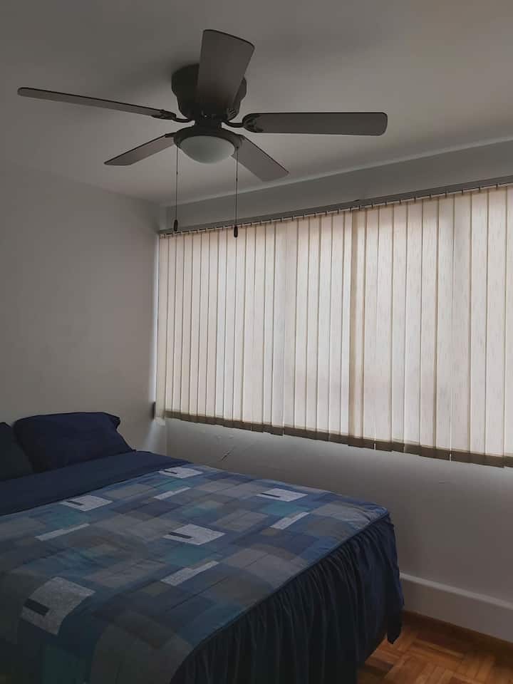 غرفة النوم 1