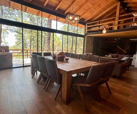 "Cabin with a beautiful view in front of Lake and Bosque"