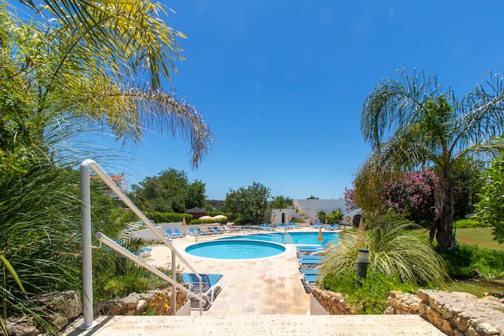 Villa Branco Com Piscina - By Keys To Algarve