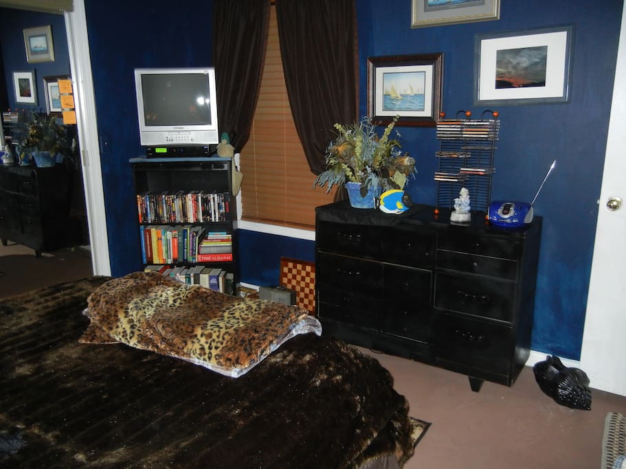 View of some amenities in the bedroom.