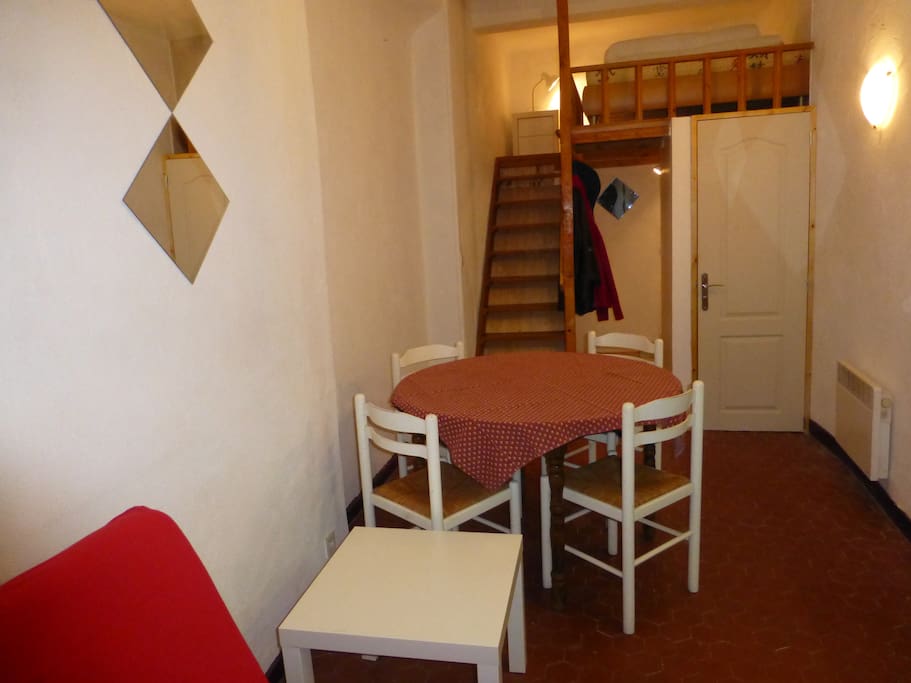séjour et mezzanine