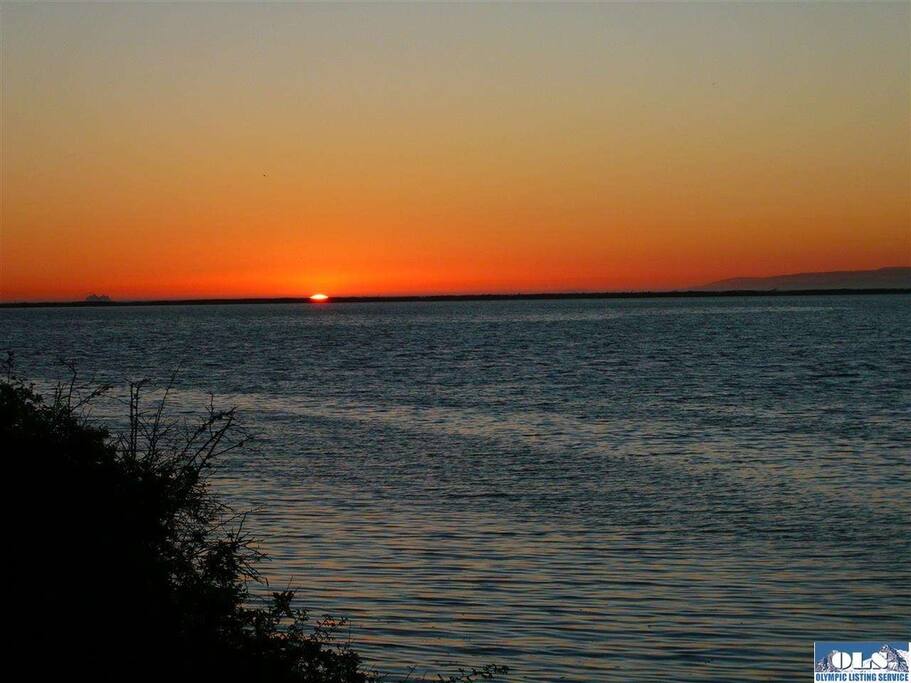 sunset from the front yard