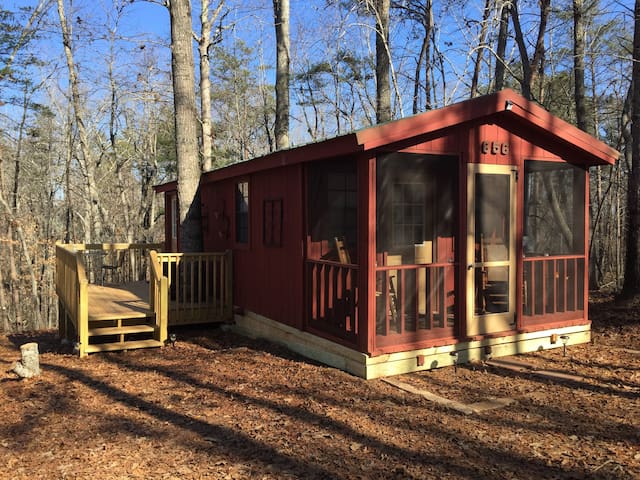 Pet Friendly Dahlonega Ga