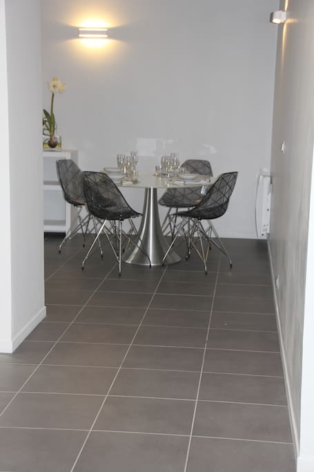 Coin repas contemporain