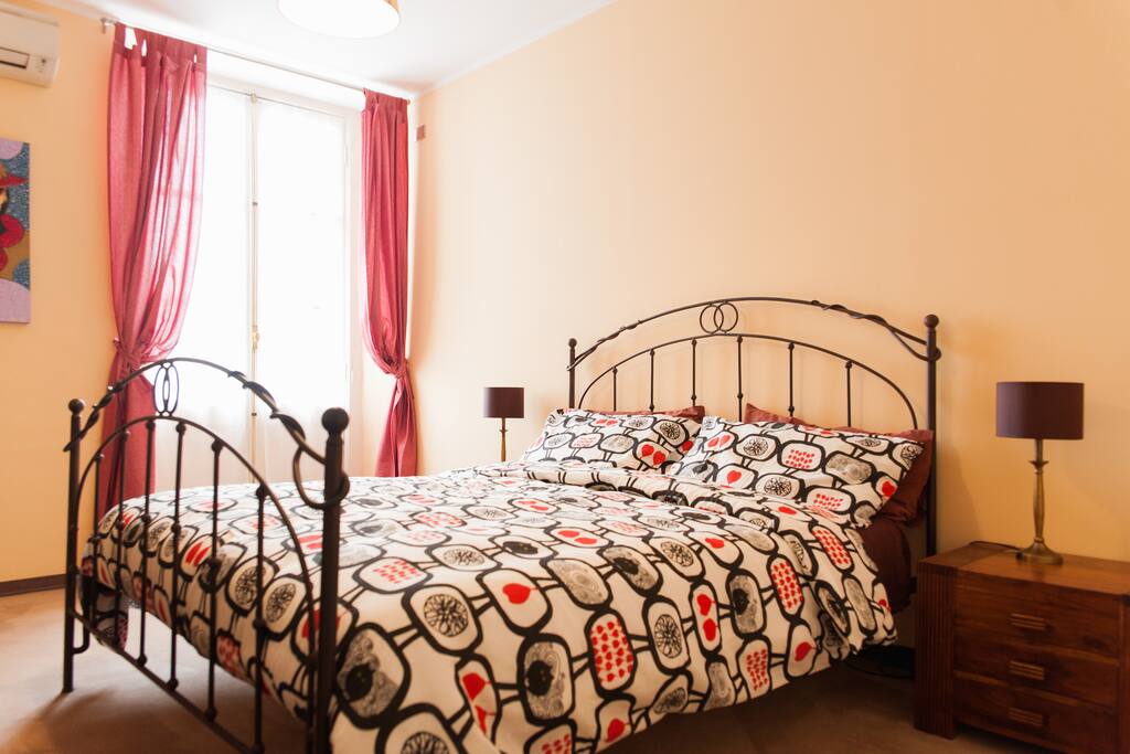 Canera da letto con balconcino