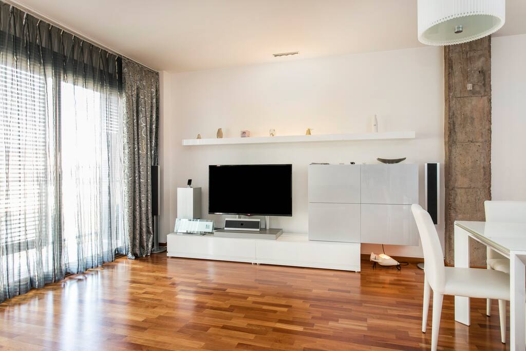 Bright living room with dining table