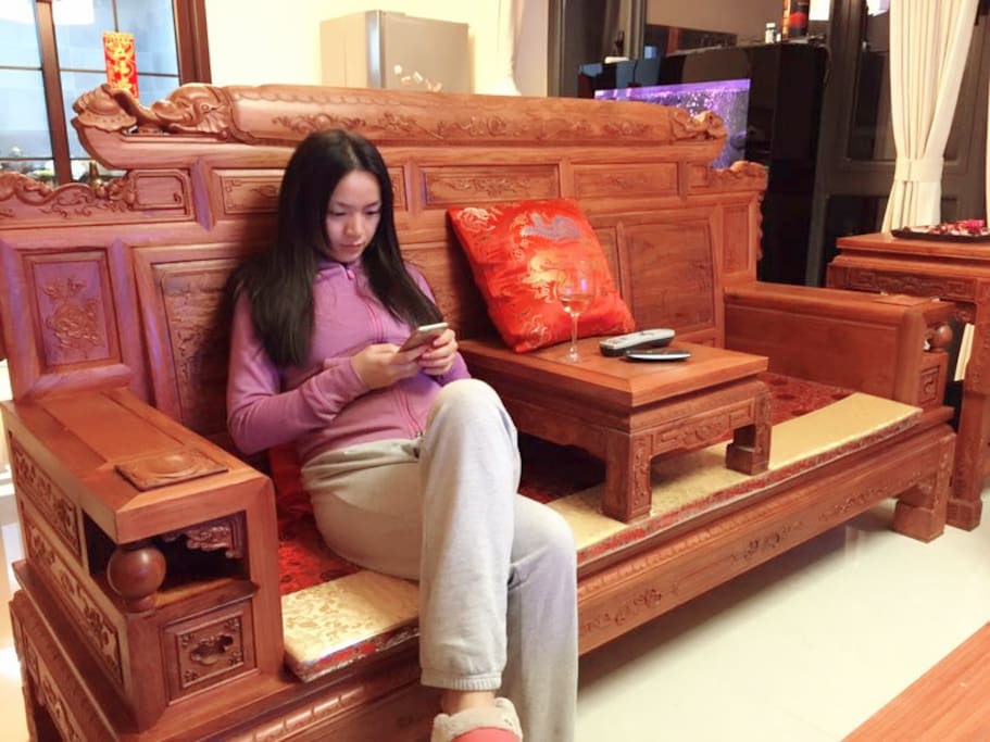 Modern traditional Chinese decoration and furniture