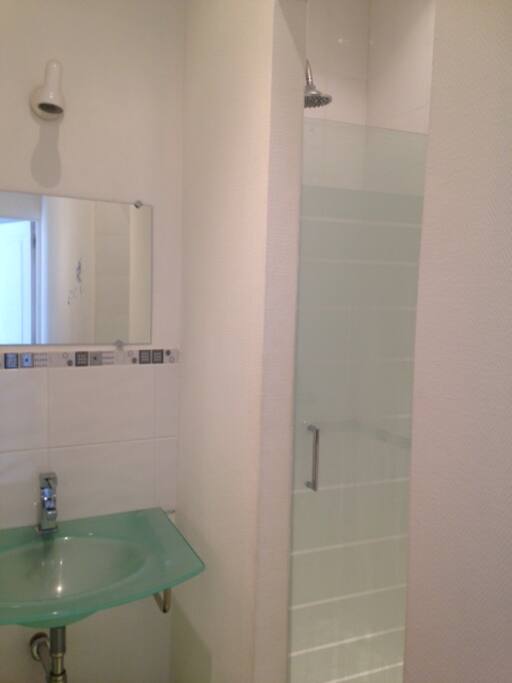 Salle de douche pour vous uniquement