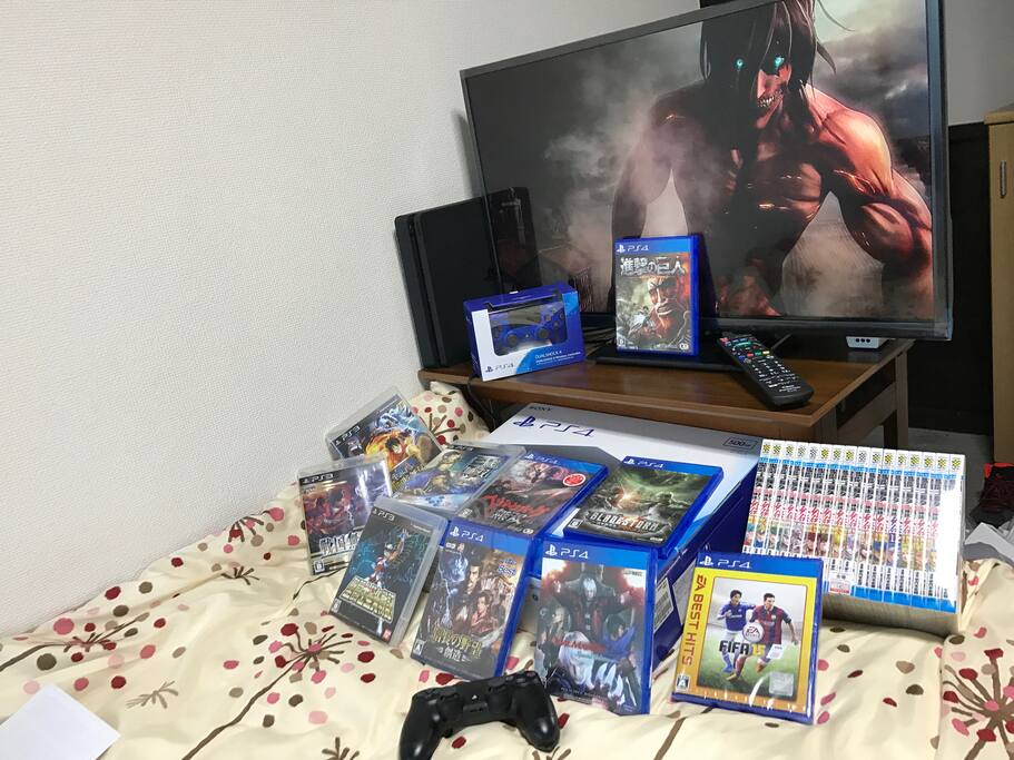 Games & Comics.