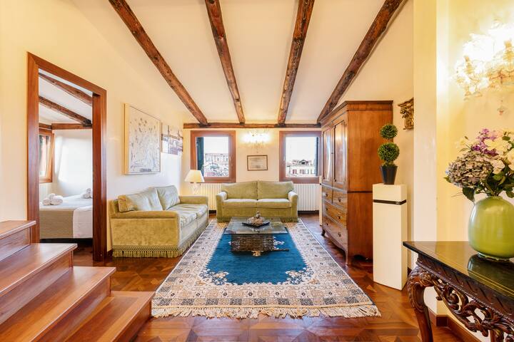 Rooftop Terrace Penthouse & 360° Views | Venice5th gallery image 3