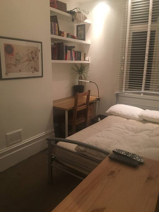 Guest bedroom