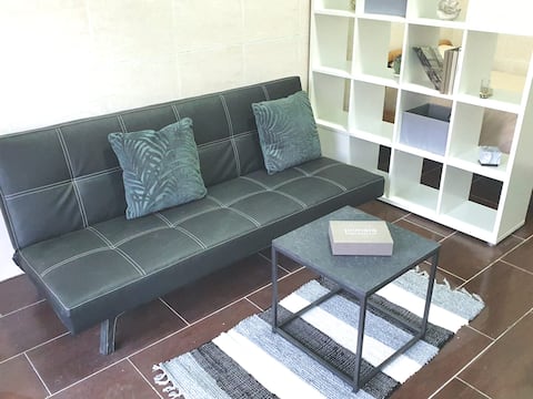 Popular Airbnb listing: Live&Work Commercial Studio Bukra 2 in Njësia Bashkiake Nr. 4