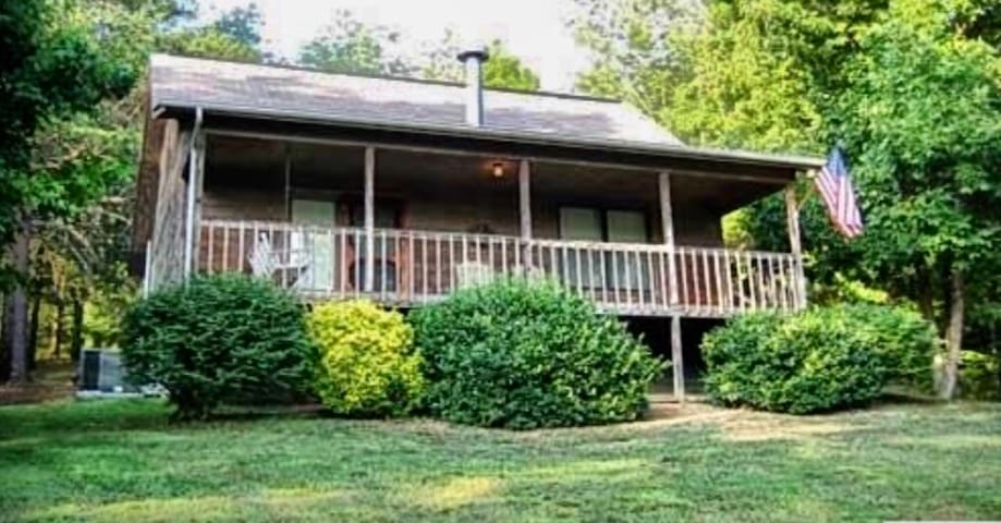 $ 40 daily rate Sugar cabin 6 guests Pigeon Forge