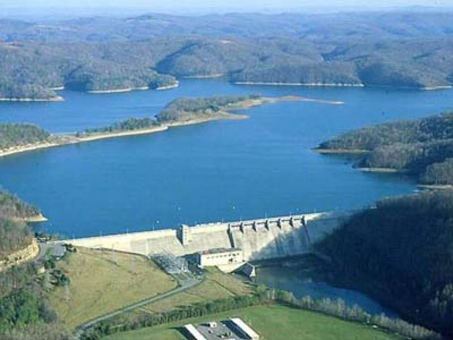 Dale Hollow Lake.