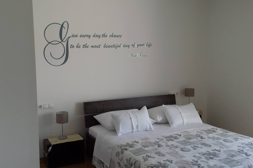 sleeping room 1