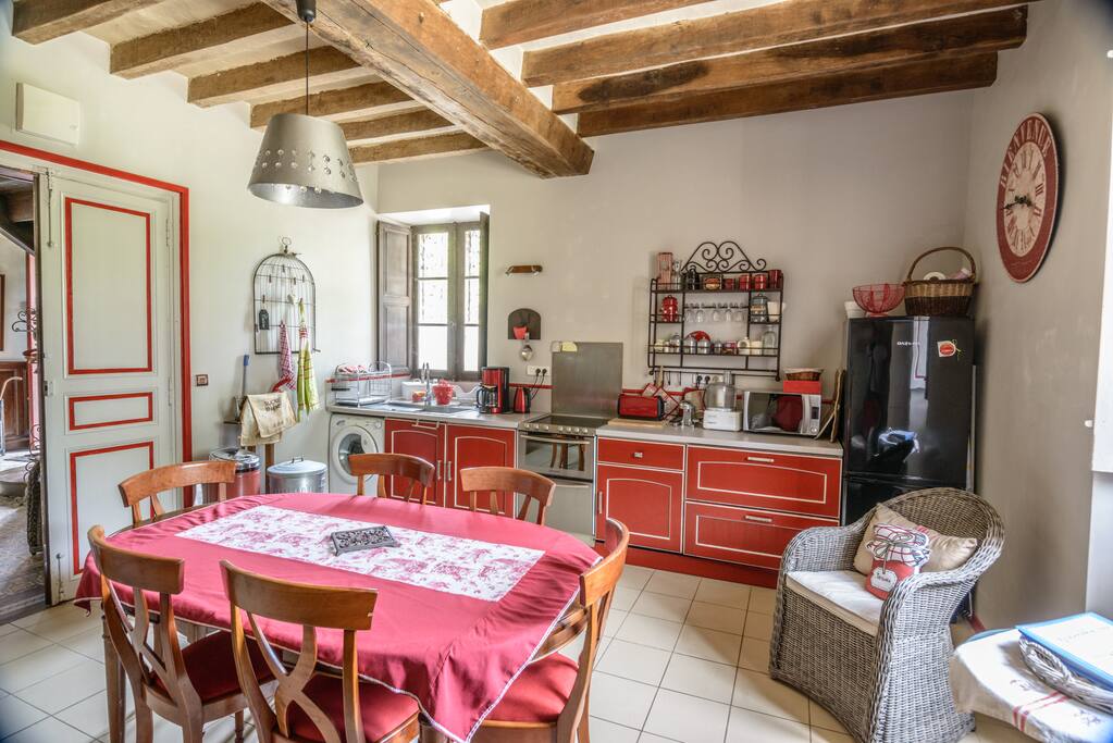 La cuisine / salle à manger