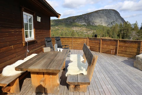 Top Airbnb: Newer cabin at Brokke in Valle