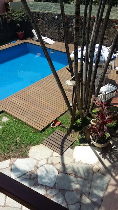 piscina só p hóspedes