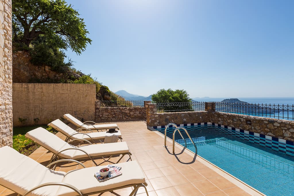 The pool terrace is equipped with sunbeds and umbrellas!