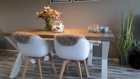 Sunny beach apartment with 4 bicycles