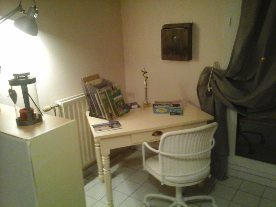 Coin bureau dans la chambre double privative