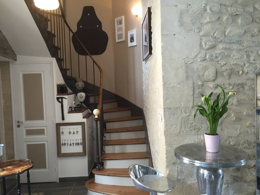 Le Hall