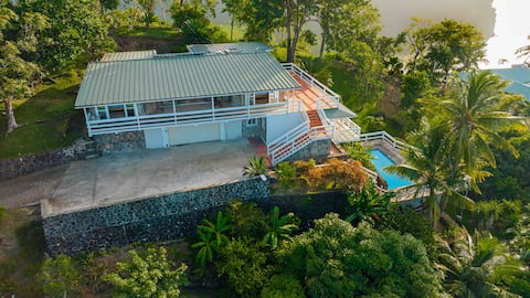 Amazing mountain top villa!