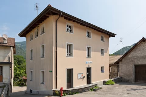 Hostel 100 Valleys / Palagnedra Hostel / Ticino