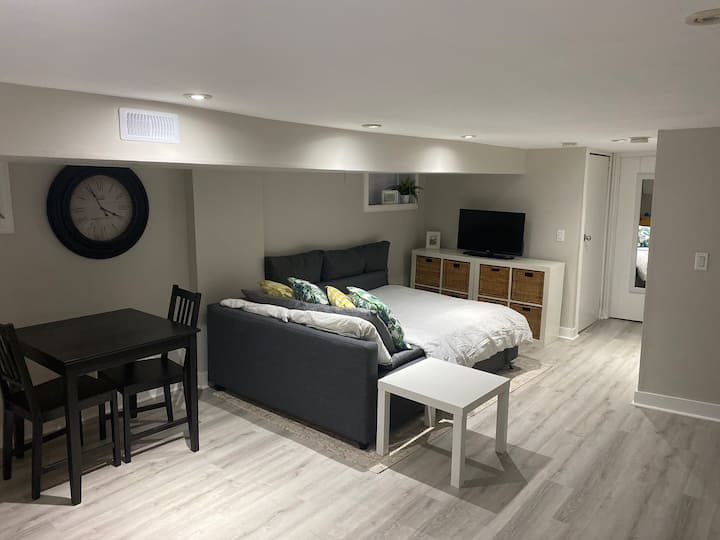 East York Vacation Rentals & Homes East York, Toronto, Canada Airbnb