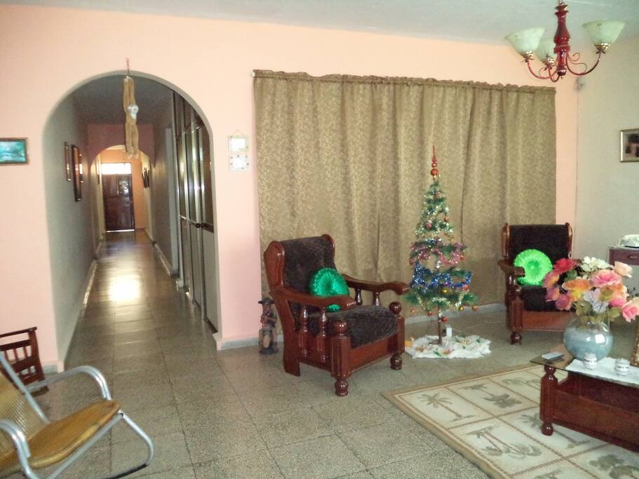 Pasillo interior que conduce a las habitaciones