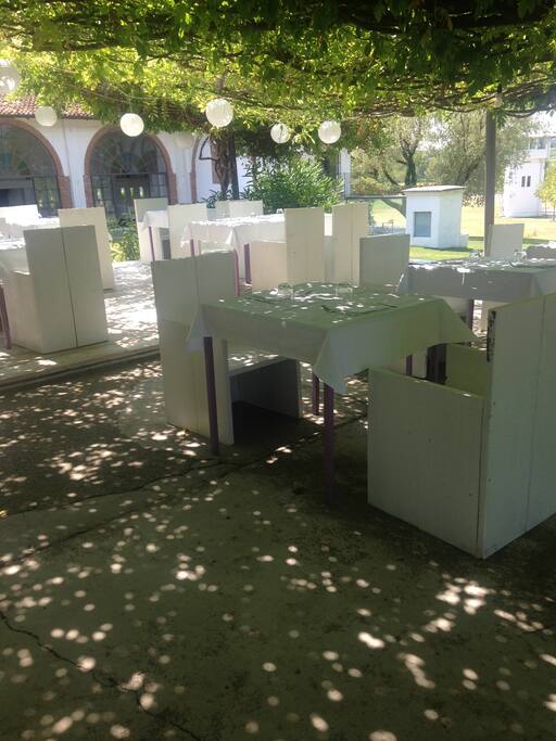 zona pranzo esterna