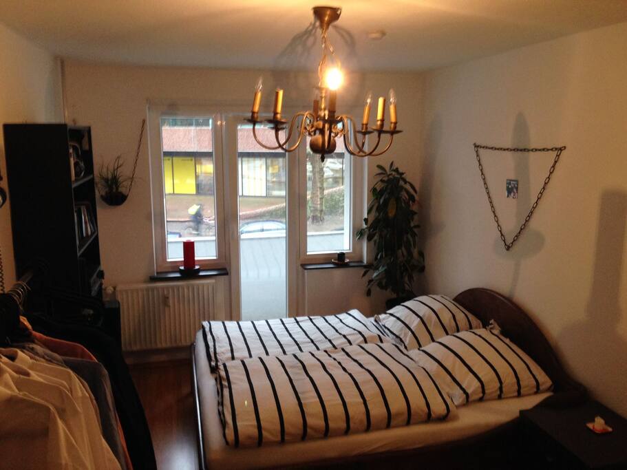 Bedroom with large 1,80x2,00m bed