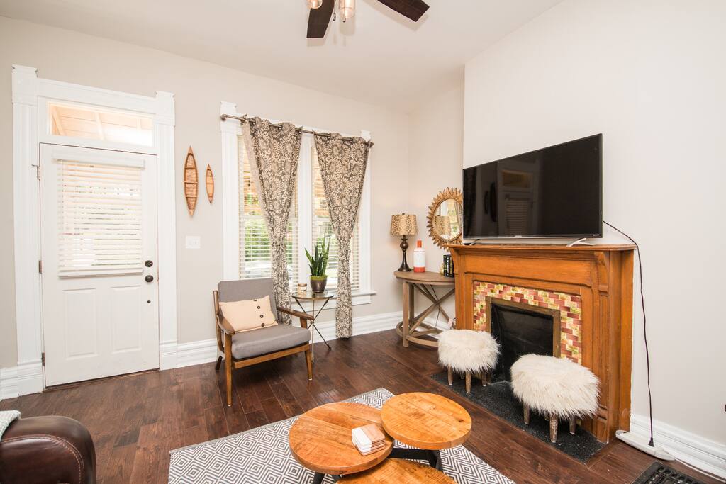 Another view of the living room.