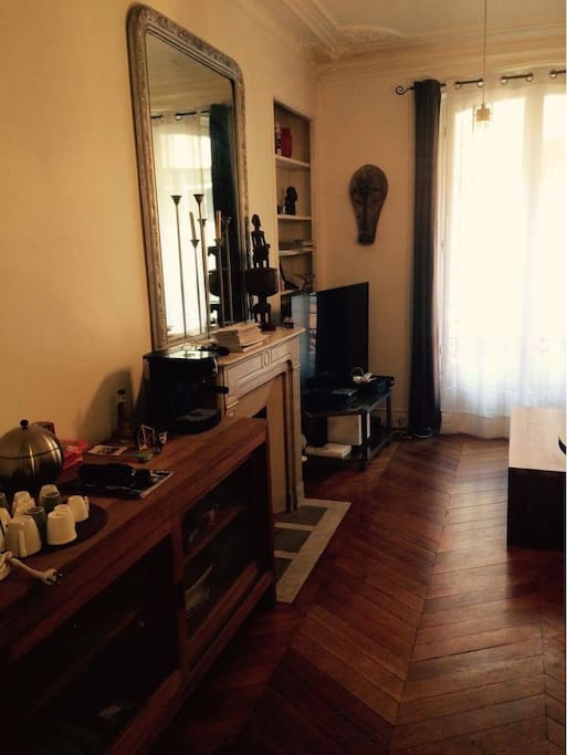 Salon (2/2)