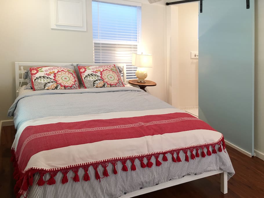 Queen sized bed with memory foam mattress