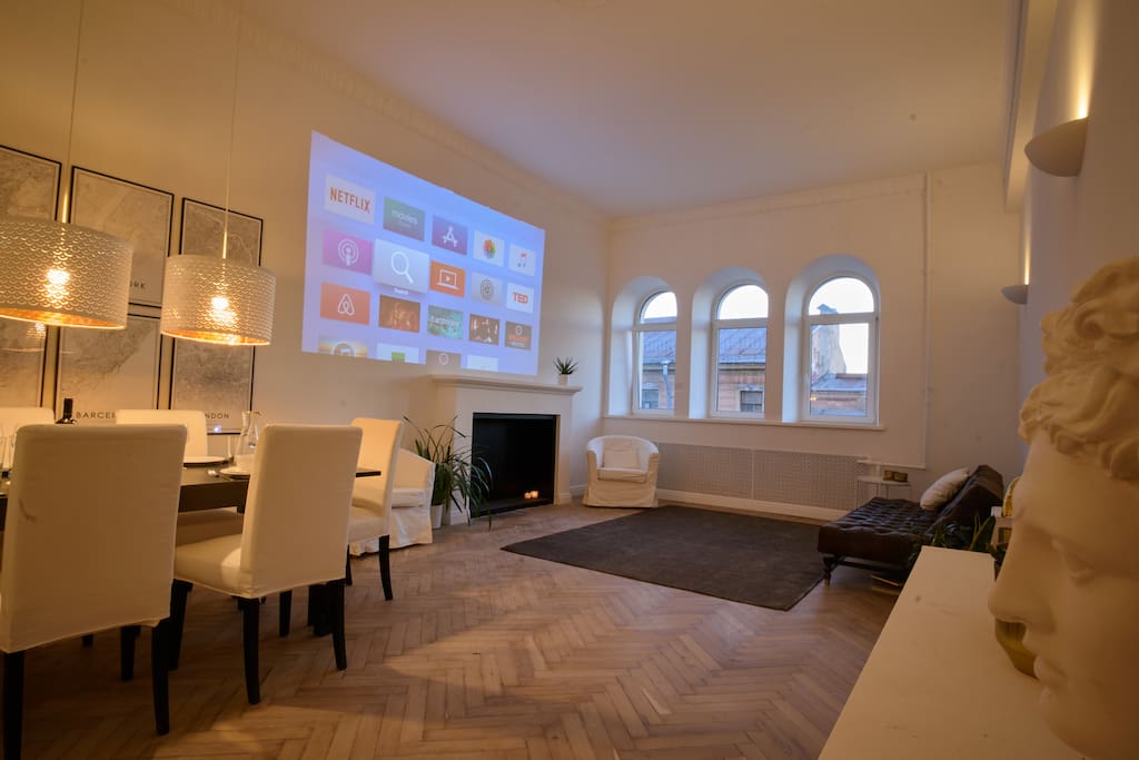 HD Videoprojector to enjoy your favorite serials and movies like in cinema. (stream your content wireless from your device to apple tv)
