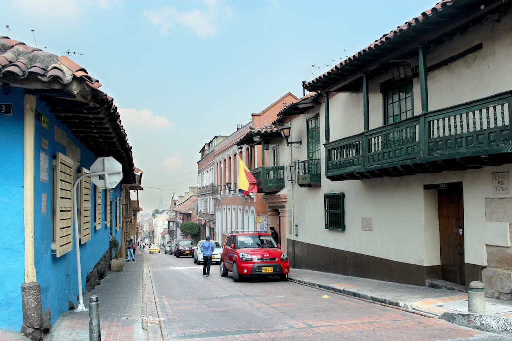 Tenth Street is one of the main streets in the Historical Center, la Candelaria.