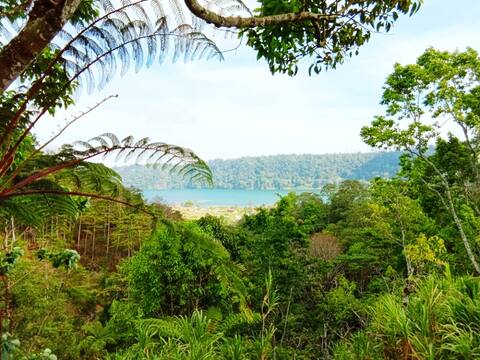 Secret Lodge - Two Bedroom Jacuzzi Lake View Villa