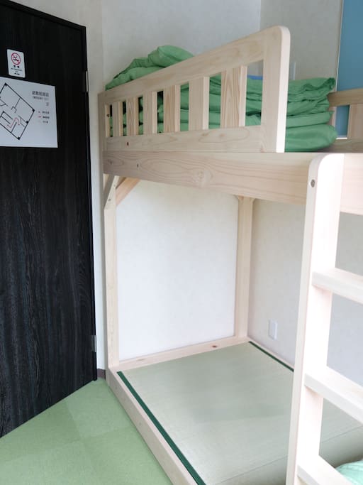 Double Room: Japanese-style Bunk