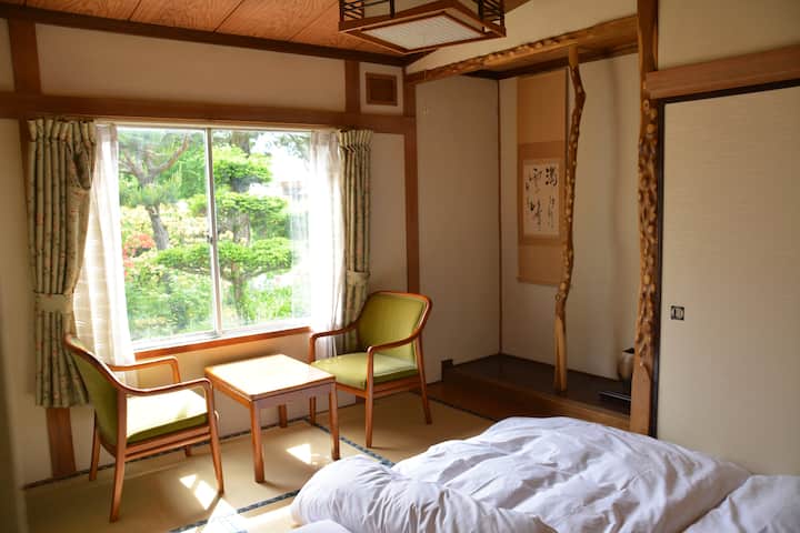 საძინებელი 1