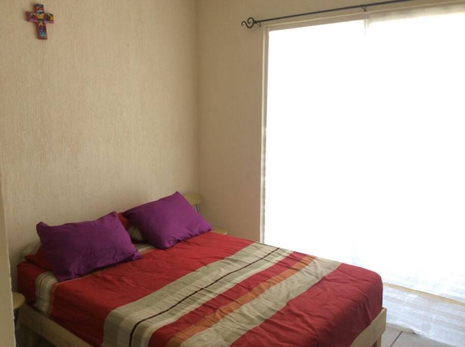 Recámara principal // Master bedroom
