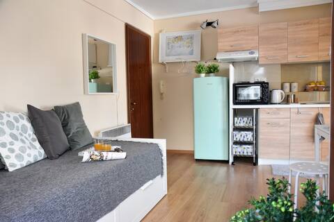 Γλυκό και ηλιόλουστο στούντιο στην Καλαμαριά!