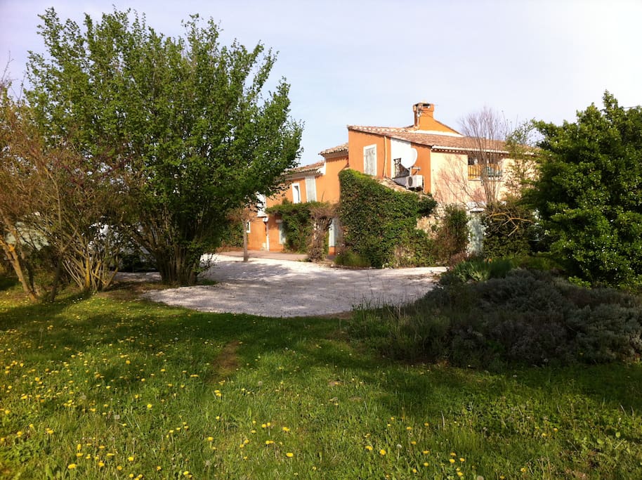 Mas Provençal familial 19ème