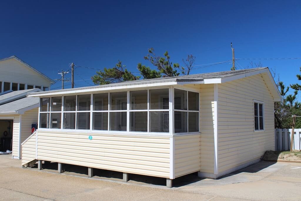 Welcome to Oceanside Court 7