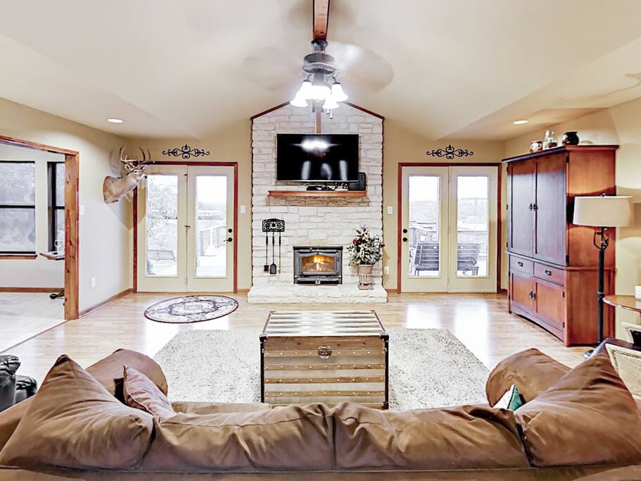 The open layout of the family room is designed for quality family time. Complete with a DVD library, board games and large flat screen.