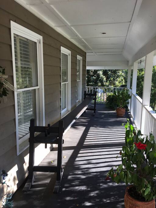 Front Porch(Charleston Joggling Board)