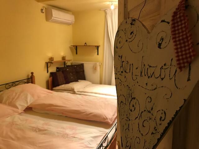 Top 20 holiday lettings heves county, holiday rentals & apartments ... Hálószoba 12m2