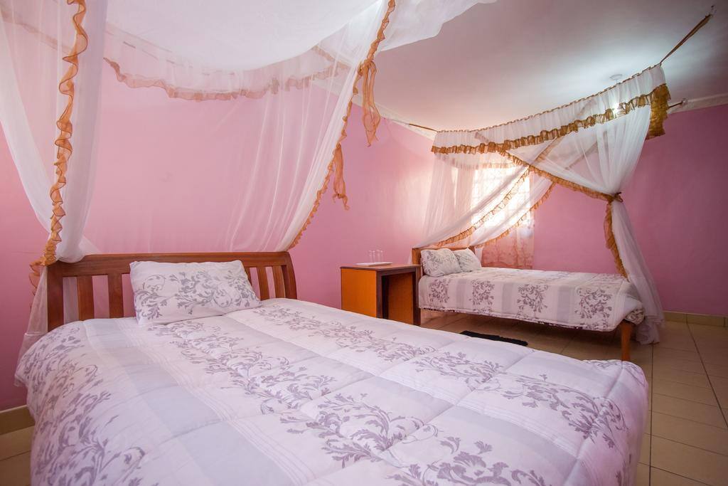 Cozy double beds for people sharing