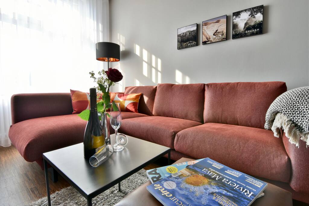 Wohnzimmer/Living room