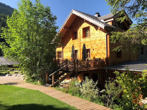 L'Ecuela, Luxury Chalet Rental near Morzine France